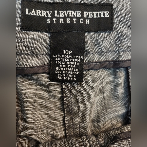 Larry Levine Petite Stretch Size P10 Gray Shorts - Picture 4 of 7